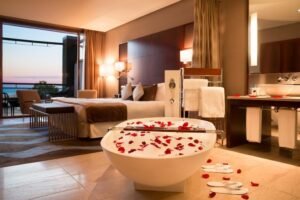 Top Romantic Hotels: Your Perfect Getaway Awaits