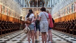 Smart Strategies to Save Time and Money on Guided Tours