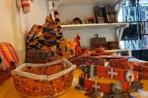 Souvenir Shopping in Airports: Top Picks for Unique Gifts