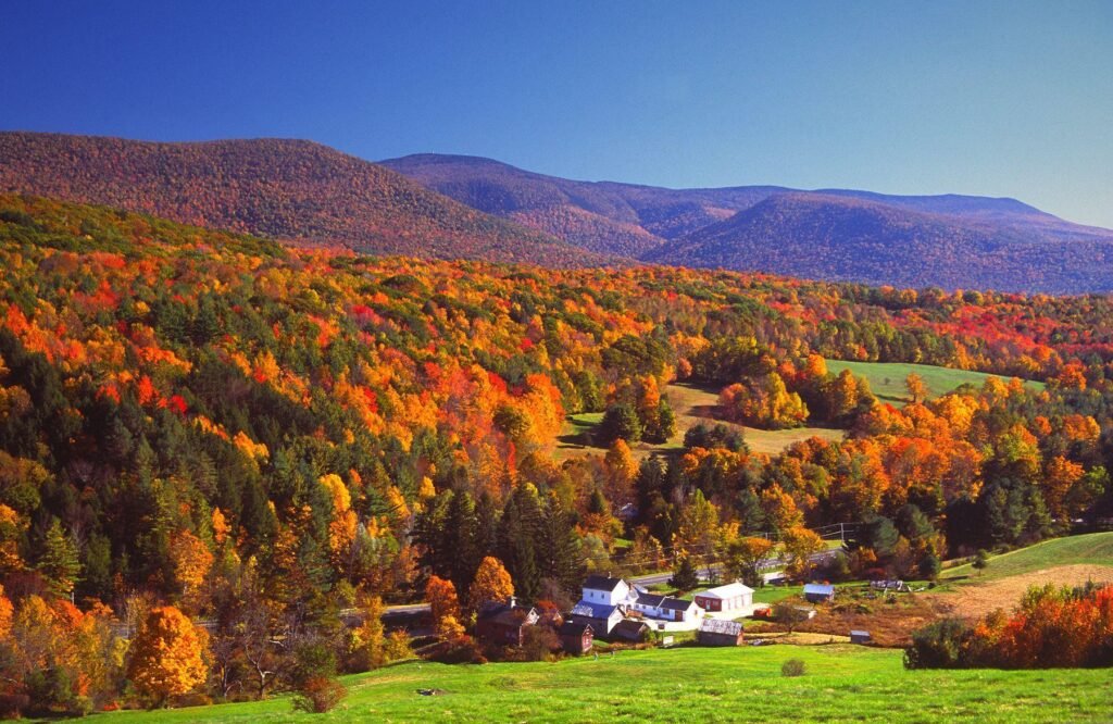 Stunning Fall Getaways: Your Guide to Scenic Destinations