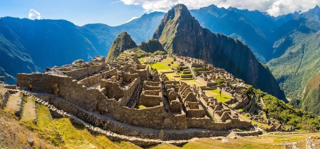 Exploring Unique Traditions: Top Cultural Travel Hotspots