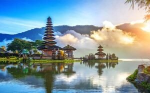 Picture-Perfect Adventures: Top Travel Spots for Photographers