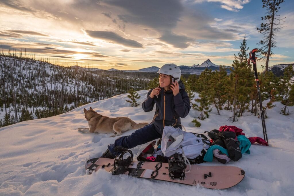 Unforgettable Snowboarding and Skiing Adventures Await!
