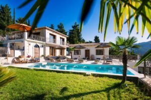Discover Exquisite Luxury: Top Villas and Vacation Homes